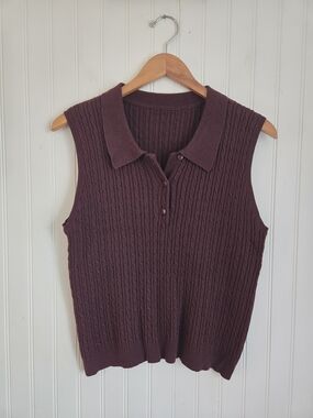 Sleeveless Cable Knit Polo Sweater - Deep Wine